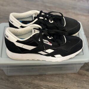 Reebok Classic Black/White Sneakers Mens 6.5